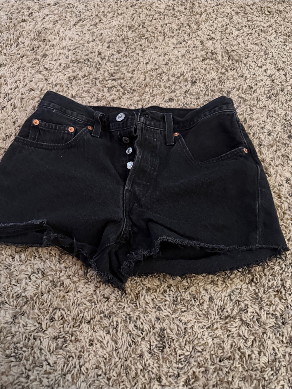 Levi's Black Button-Fly Frayed Hem Denim Shorts